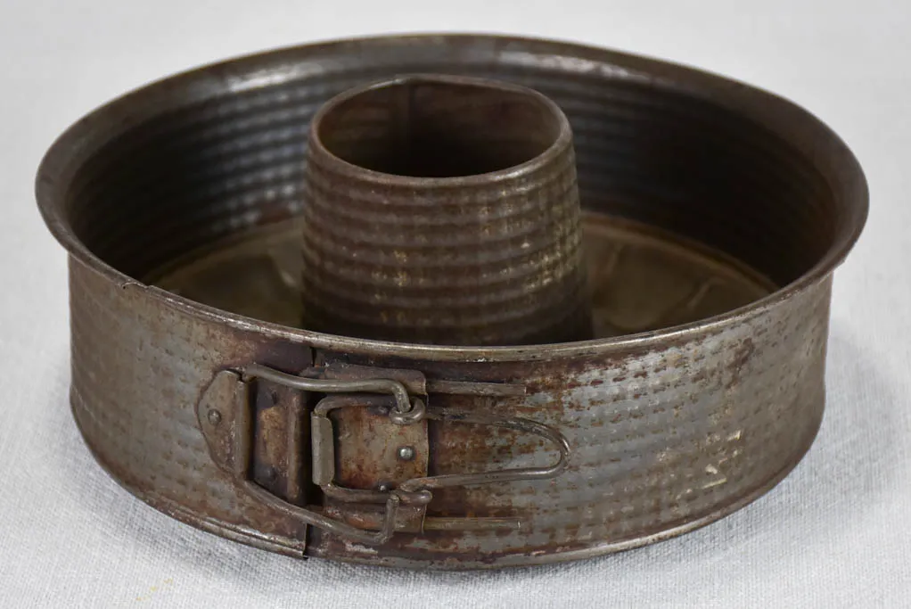19th-century French cake tin 9"