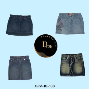 90s Cool Meets Y2K Edge – Classic Straight Mini (GRV-10-188)