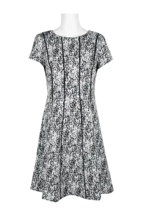 Adrianna Papell Scoop Neck Short Sleeve Piping Detail Zipper Back A-Line