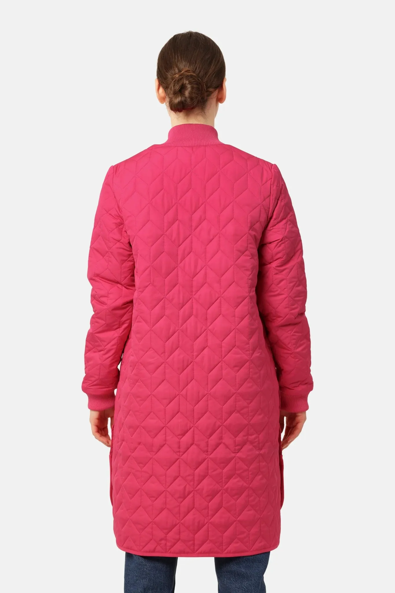 ART 06 Long Quilted Coat | Magenta