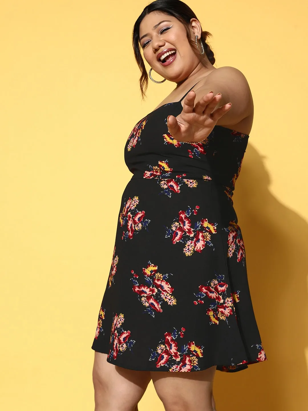 Berrylush Women Plus Size Black & Red Floral Printed Square Neck Sleeveless Crepe Flared A-Line Mini Dress