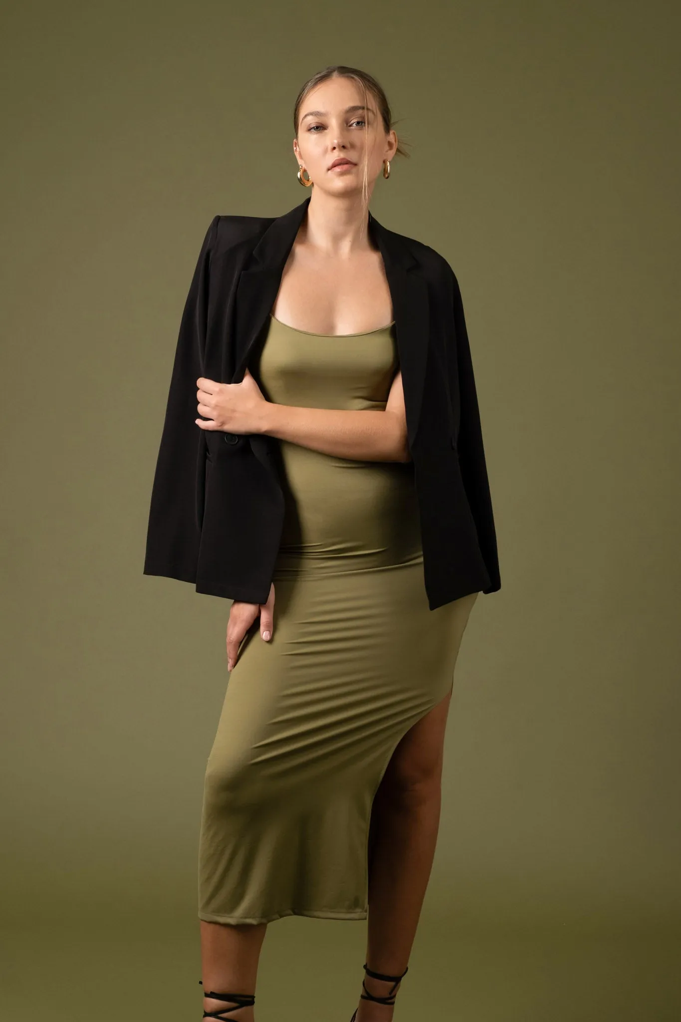 BODYCON SIDE SLIT CAMI MIDI DRESS