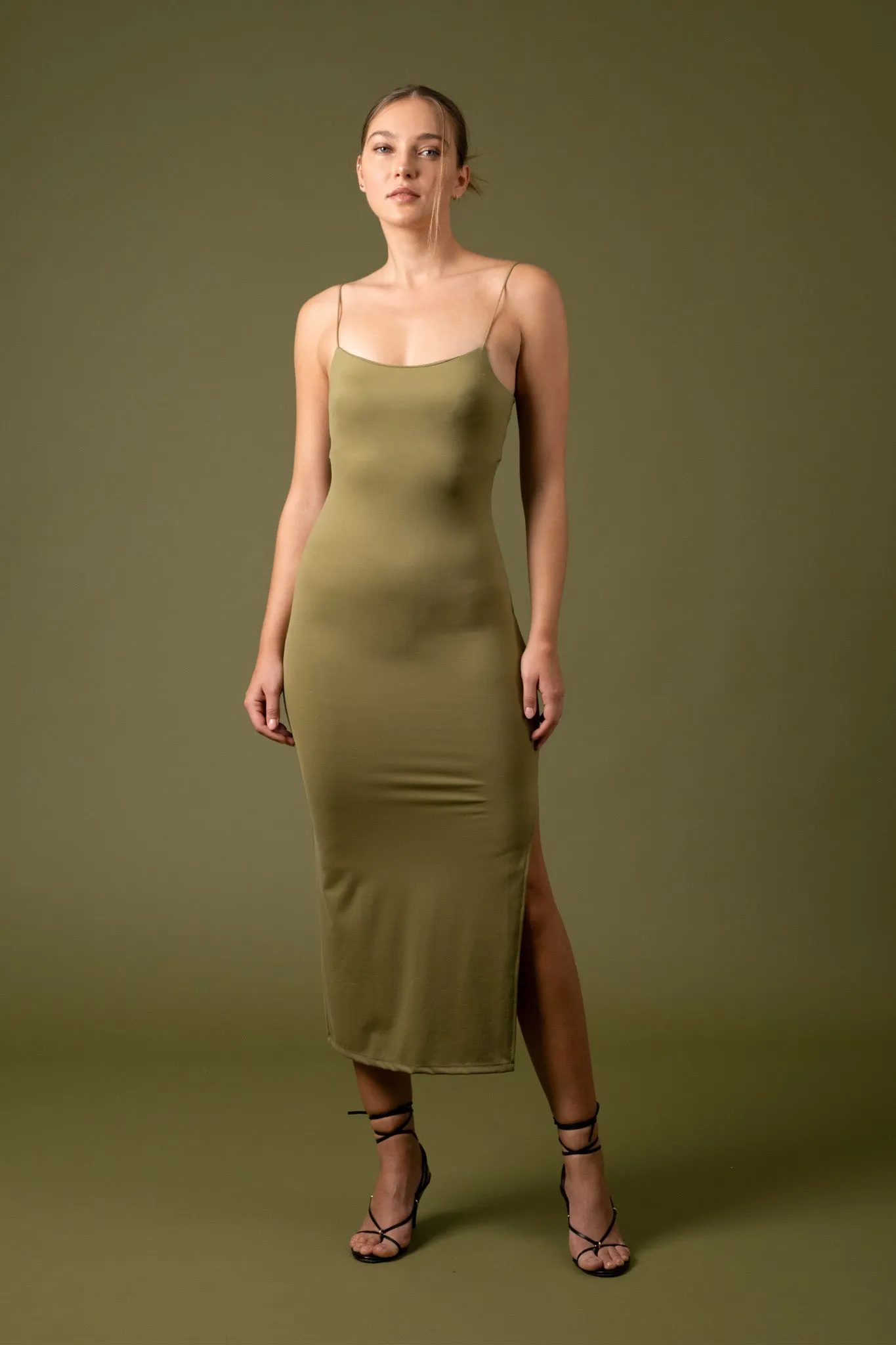 BODYCON SIDE SLIT CAMI MIDI DRESS