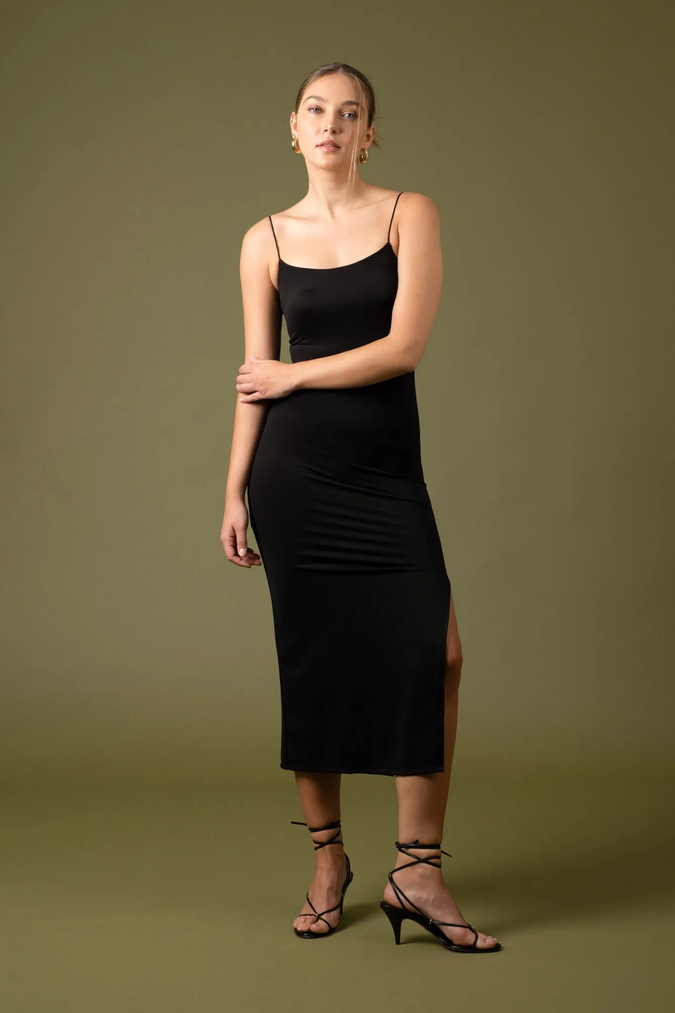 BODYCON SIDE SLIT CAMI MIDI DRESS