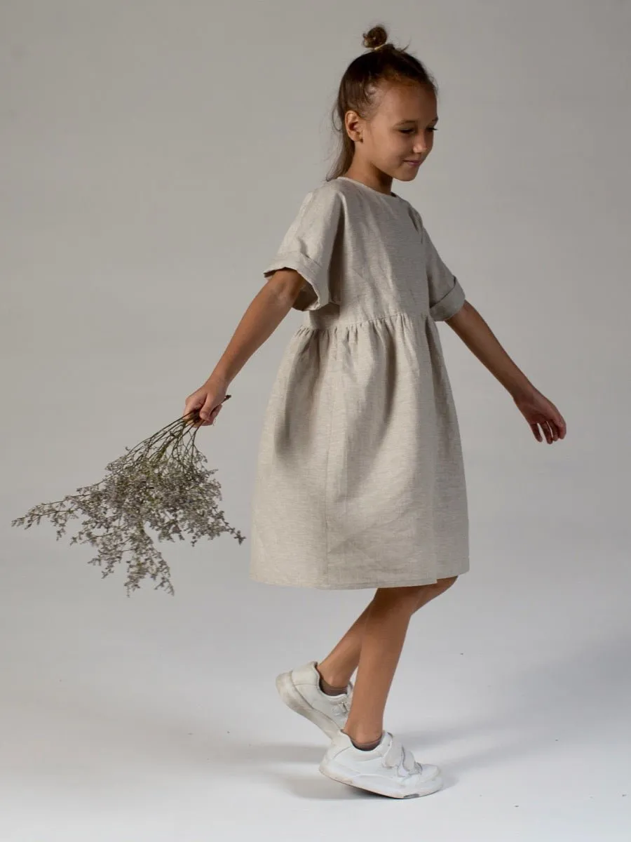 Girls hemp oversize dress in Beige