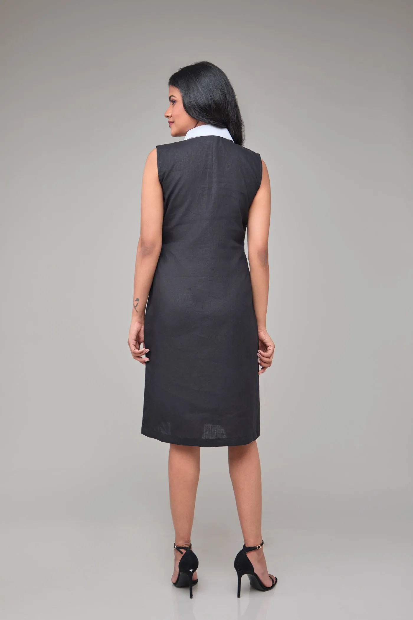 Hemp Sleeveless Contrast Collar Shift Dress