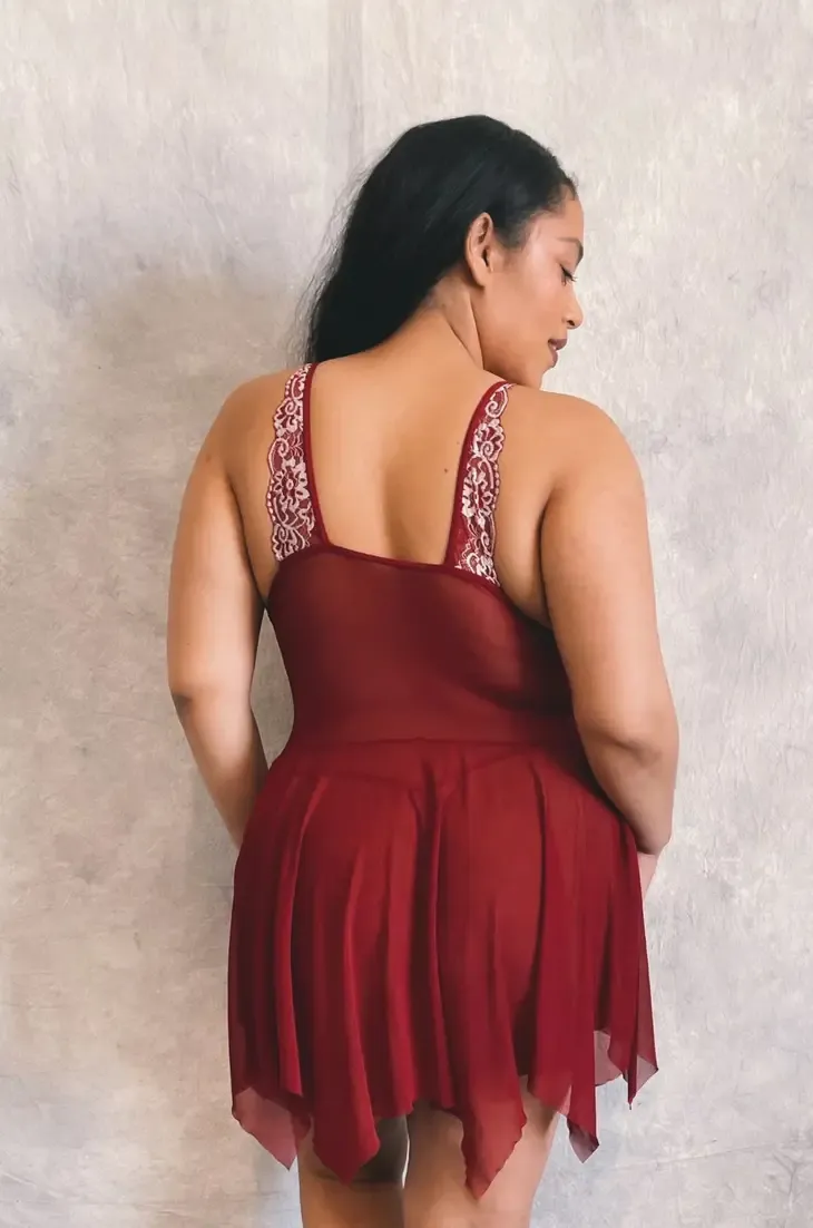 Hopeless Romantic - Burgundy