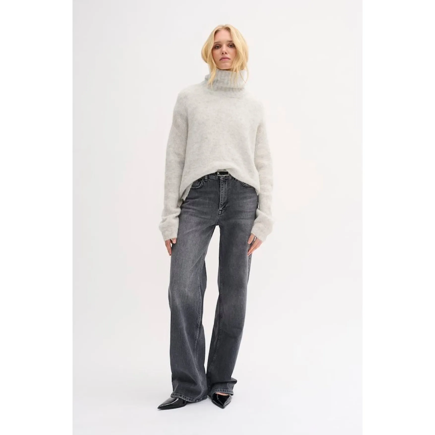 My Essential Wardrobe 11 The knit Rollneck