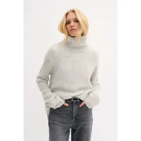 My Essential Wardrobe 11 The knit Rollneck