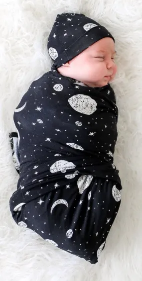 Posh Peanut Riley Swaddle & Beanie Set