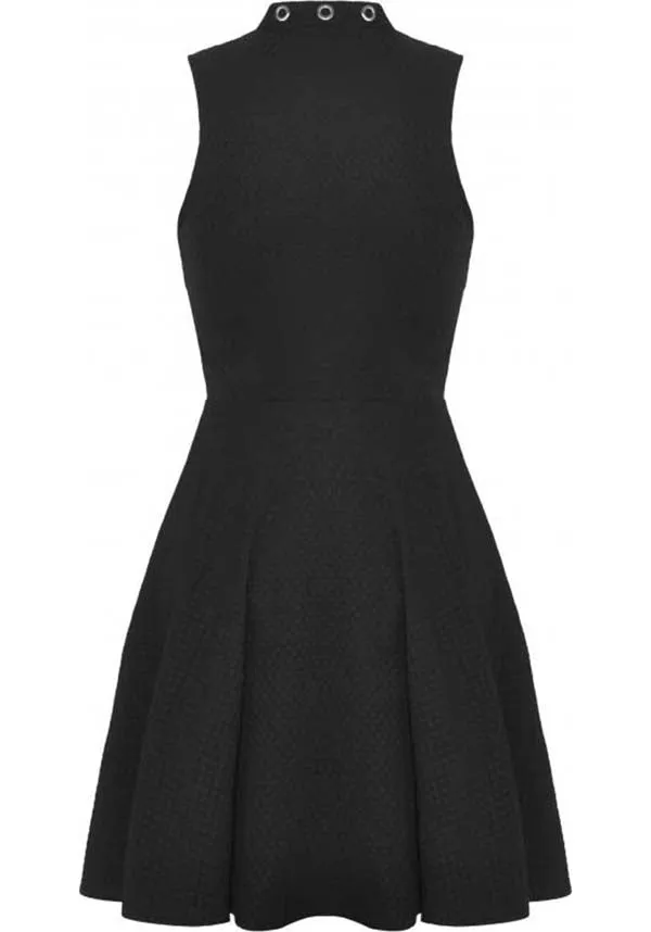 Rebel Net | DRESS