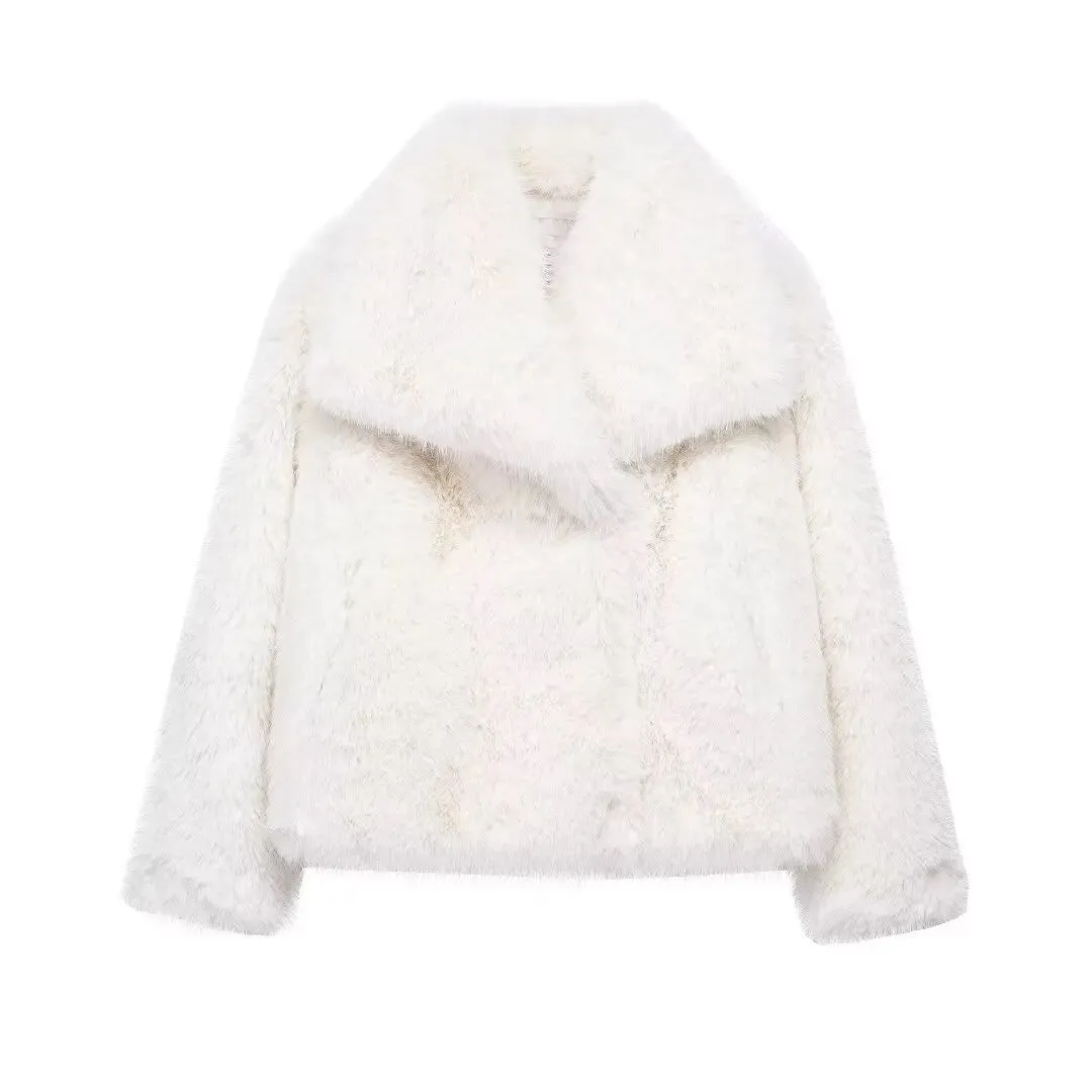 Vintage Cropped Faux Fur Jacket – Elegant Winter Style